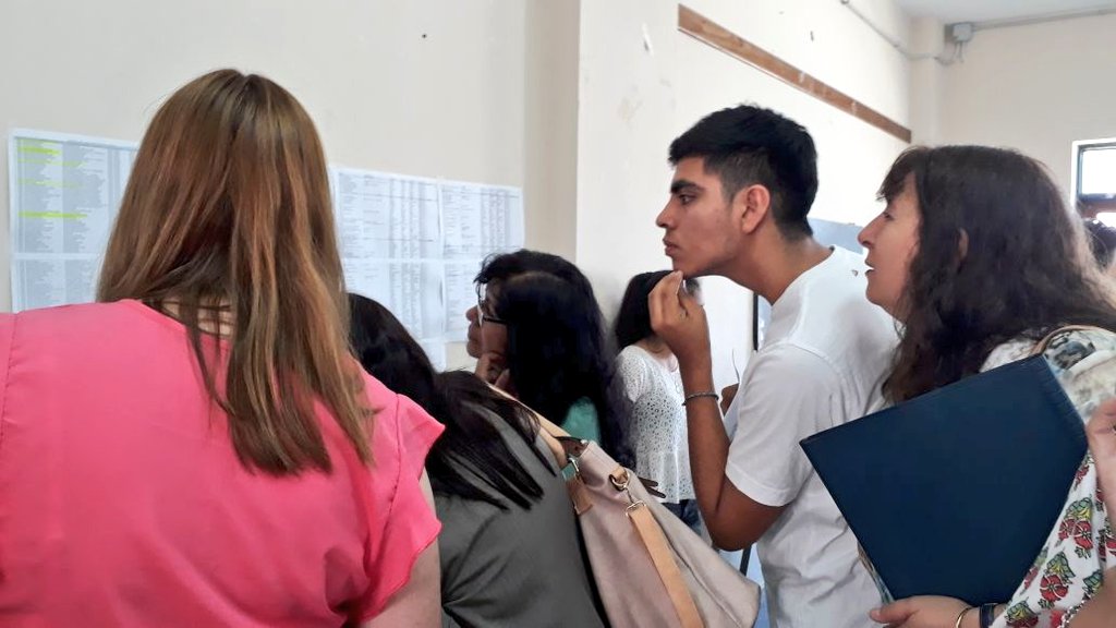 MEducacionSalta's tweet photo. Educación sigue apostando a la profesionalización docente - 71 docentes de primaria ya son directores titulares por concurso de antecedentes y oposición. Hoy se publicaron las escuelas donde cumplirán la función directiva. #Salta https://t.co/EEFLd56sZ3