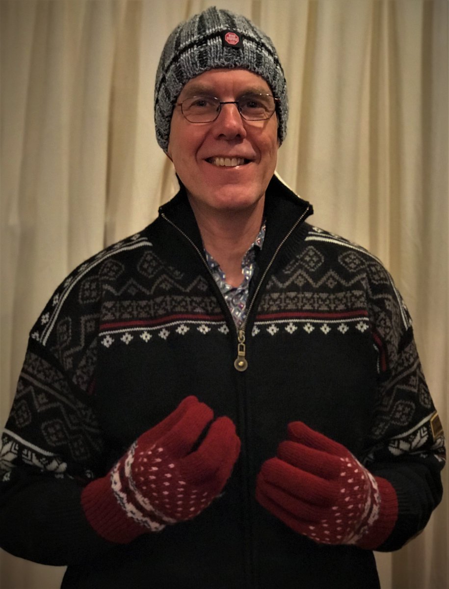 PeterRenskers's tweet photo. Pssst: Leuke aanbiedingen in warme winterjassen, jacks, tussenjassen en vesten! bij Peter's  DuesenbergConnection in de Walderstraat 5A in Lochem! Warrrmmmm! (buiten: koud, nat en guur....) https://t.co/0KOyfAoMeU