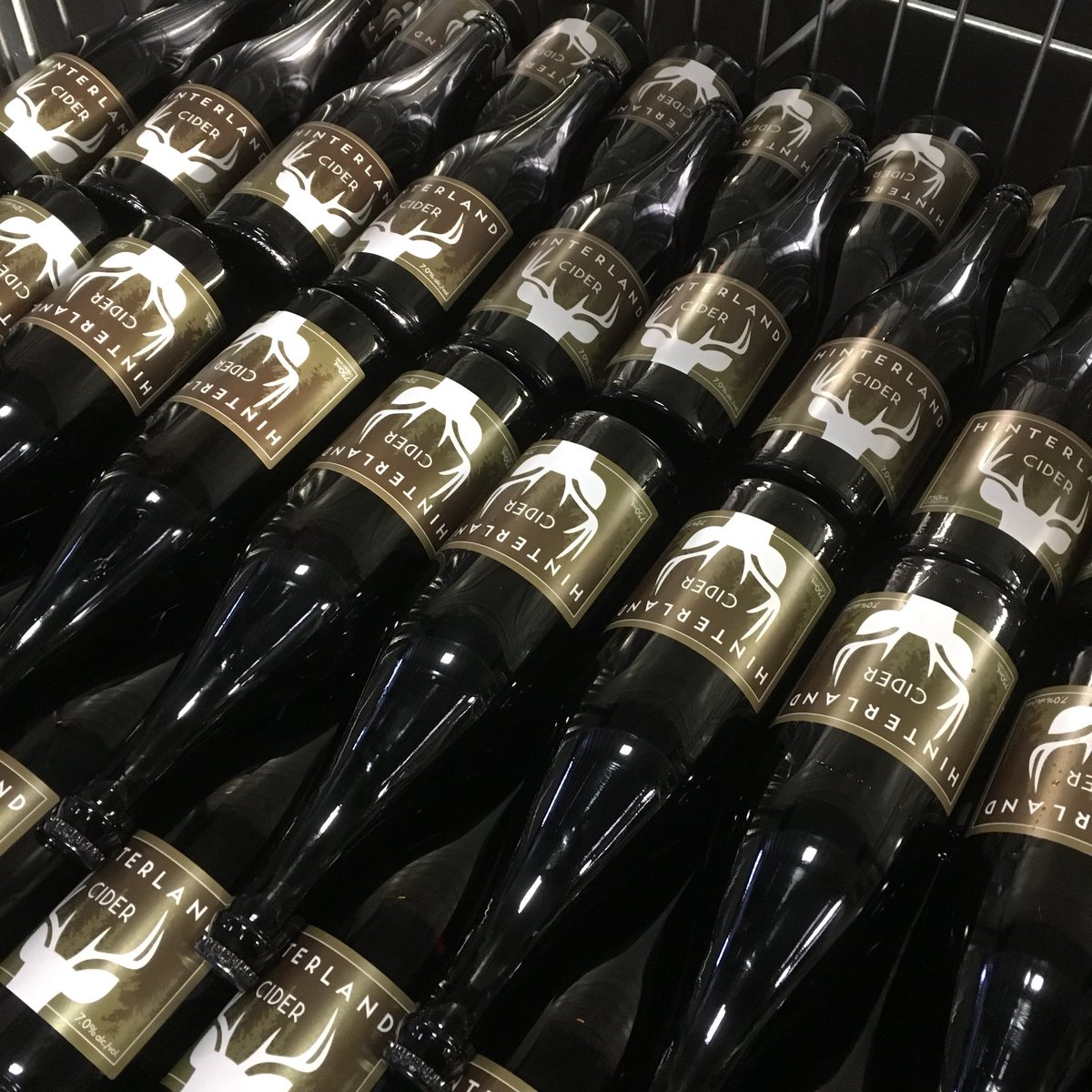 hinterlandwine tweet media