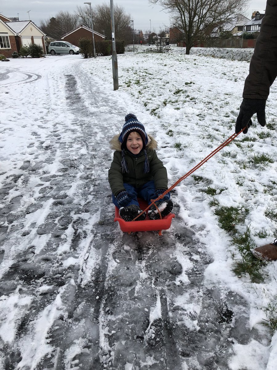 MardenICT's tweet photo. Love a snowy day!! https://t.co/Jjtl9UKSRJ