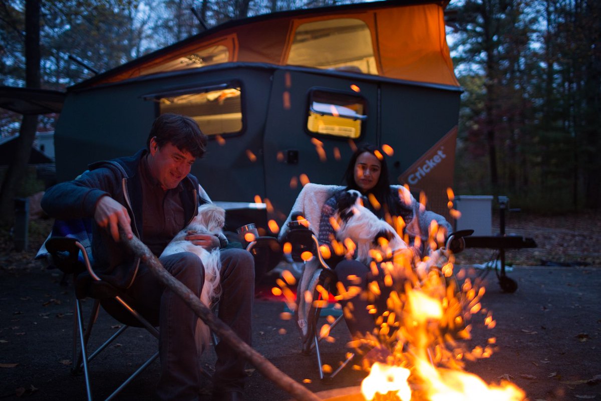 GoRVing's tweet photo. Our #RVResolution: Explore more, worry less. What’s yours? #GoRVing https://t.co/EW9w1JEw7D