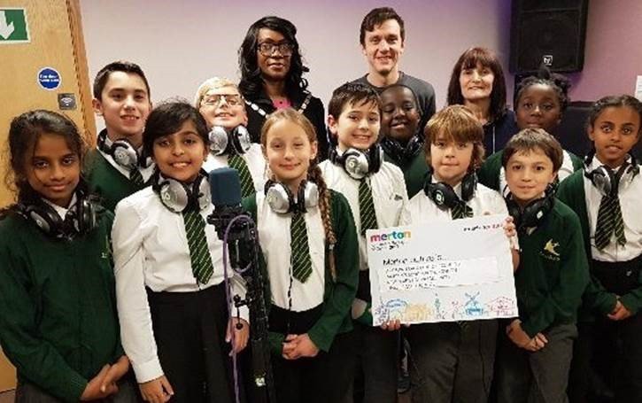 See Merton’s spectacular entry in the New Year’s Day Parade #MertonCulture news.merton.gov.uk/2017/12/29/see…