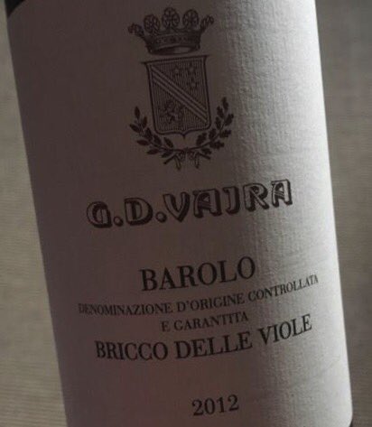 WineNewsIt's tweet photo. #Toscana e #Piemonte #Top75 #Decanter, con due vini: @Querciabella e #CastelloDiAlbola @zonin1821 con i loro #ChiantiClassico #Riserva 2013 (posizioni n. 12 e 29) e @gdvajra #BriccoDelleViole #Barolo 2012 e @ferrarisagricol #VignaDelParroco #Ruchè 2016 (posizioni n. 26 e 33) https://t.co/wapRl0tNJl