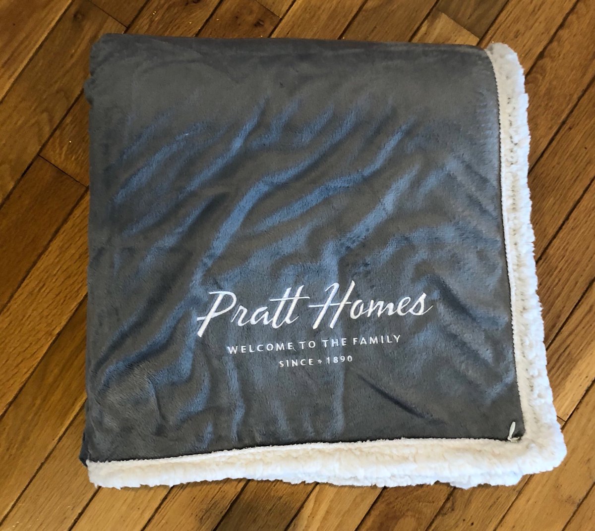 pushpromo's tweet photo. Textiles have a 5% recall rate... #PushPromo #PutYourLogoOnAnything https://t.co/v9SK01ypTO