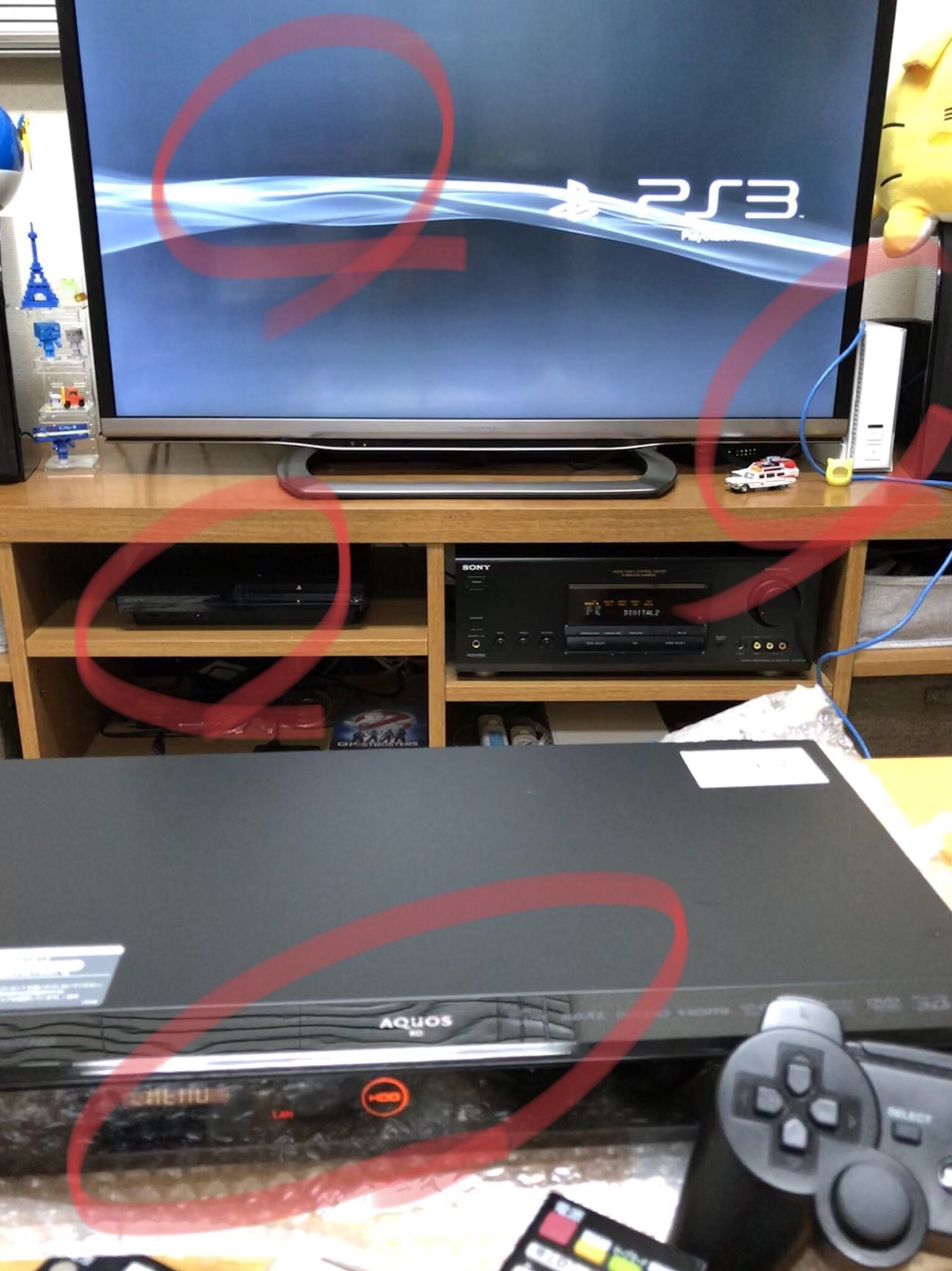 Suu2100 Aquosファミリンク素敵 Iphoneアプリで Ps3も ケーブルtvのstbも レコーダーも テレビもコントロール出来る Wi Fiなので機器に向ける必要もなく ソース選択すれば電源も入る リモコン不要だな 笑 T Co Boaiql4iej Twitter