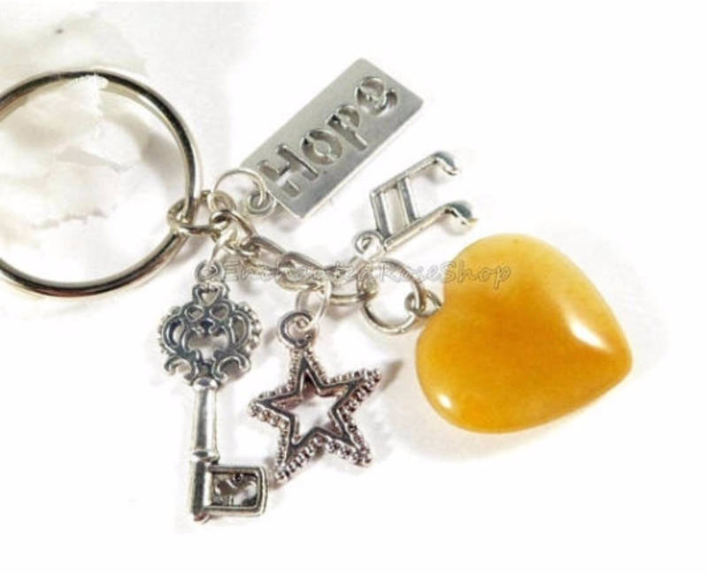 valroseshowers's tweet photo. Orange Agate Gemstone Heart Key Chain, Heart Charm Keychain, Ag… https://t.co/UdGxYVtHe2 #pottiteam #CrystalKeychain https://t.co/Jp2tOKMuZY