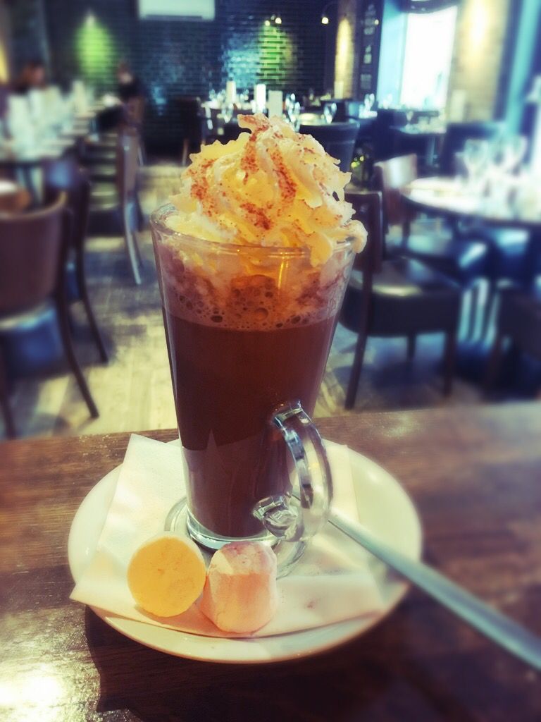 bar166bistro's tweet photo. It may be all snowy and cold outside but come and get warm with us and indulge in a delicious hot chocolate with all the extras...it’s still Christmas after all ;)
#treatyourself #bar166 #horsforth #keepingitlocal https://t.co/XsukfJkyNV