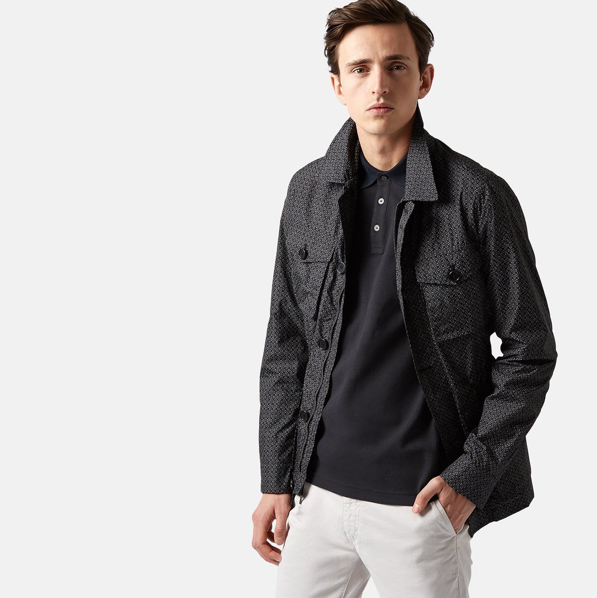 Premium imagery is paramount to increasing a brands position, contact us to discuss how we can help.

iheartstudios.com