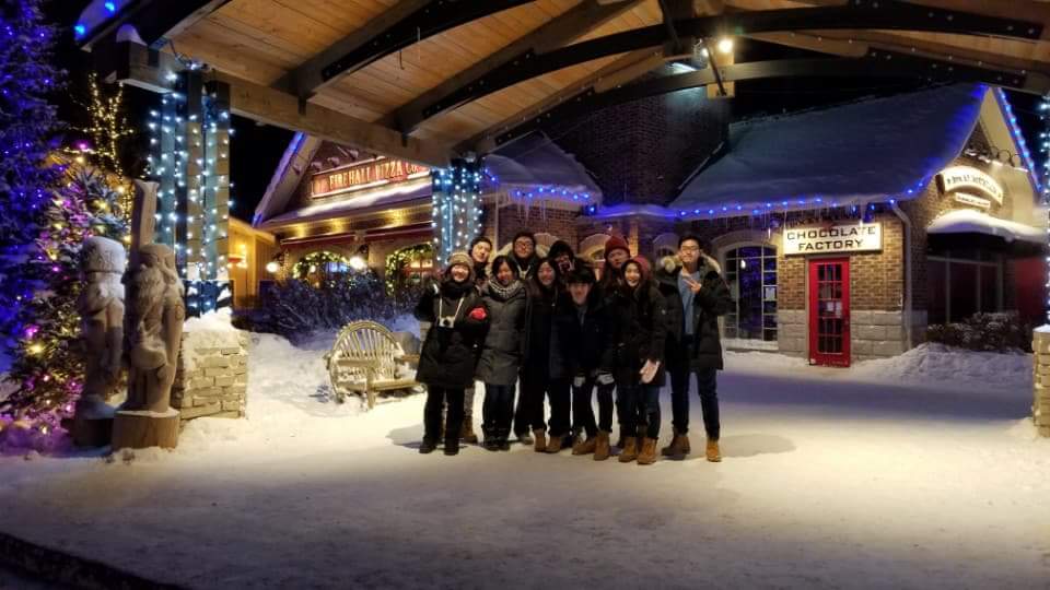 _MPConnie's tweet image. Always a great pleasure to meet with my youth council! Following an intense game of Loup-Garou, we discussed their visions for a stronger Canada. #youthmatters