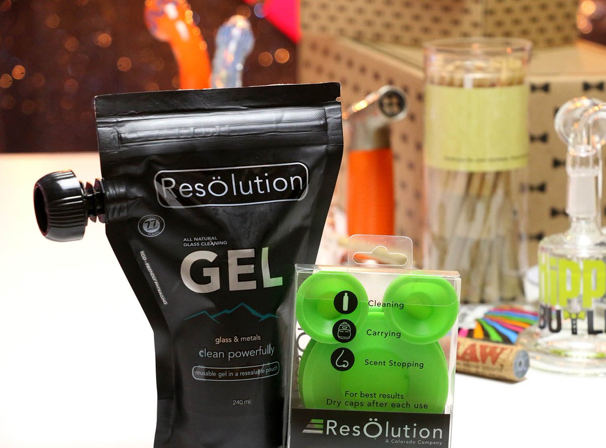 TheHippieButler's tweet photo. Let me assist you in cleaning that dirty pipe! 🛎️
#resolutiongel #cleanglass #glasscleaner #hippiebutler
https://t.co/zlmdaRc4Z8 https://t.co/uVSEFx9NT1