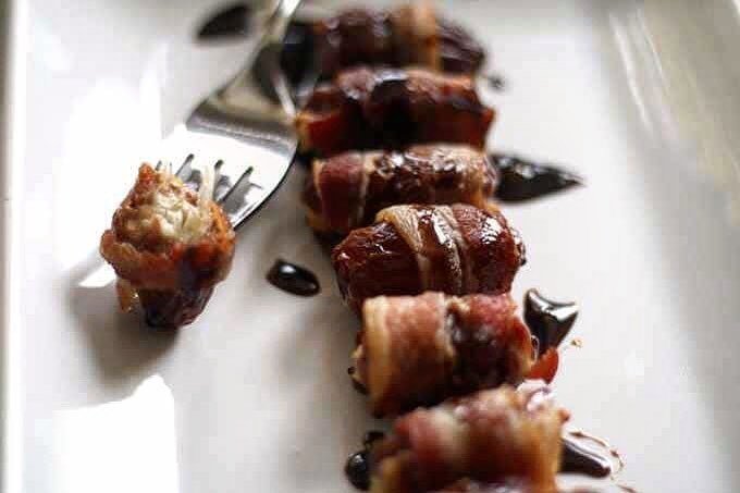 thethirstyfeast's tweet photo. Fancy finger food for your fancy party this New Year's Eve! -Bacon Wrapped Dates with Honey Balsamic Reduction-
https://t.co/5Fn0oun4d1
.
.
.
.
#feedfeed @thefeedfeed #eeeeeats #eater #eatingfortheinsta #chicagofoodauthority #forkyeah #thekitchn #f52gr… https://t.co/fo9tPSL8ec https://t.co/mgSn3m87zU