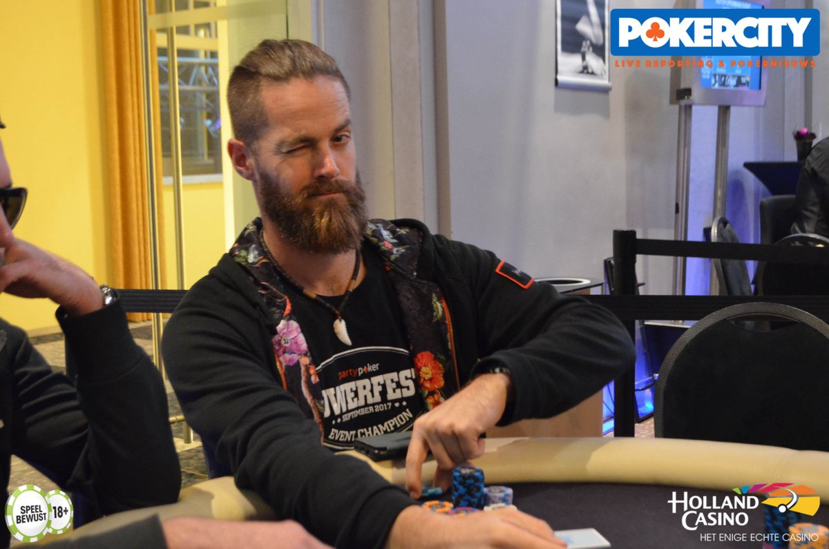 PokerCityNL's tweet photo. 24 players remain in the Dutch Open Main Event. @svzff @Tobias_Peters_ @Paul_Berende @Ruysvogel @ClydeTF Robert Auer & Bart Spijkers are some of the players still in. 17 in the money. Livestream: https://t.co/KSnlxqWimZ #DutchOpenPS @PokerSeriesNL @Kevmath https://t.co/3WkML0spz7