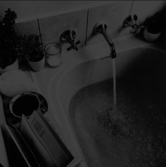 A beleza de uma mulher genuína e íntegra é como o pôr do sol: podemos ver milhares de vezes, mas ficamos sempre deslumbrados.