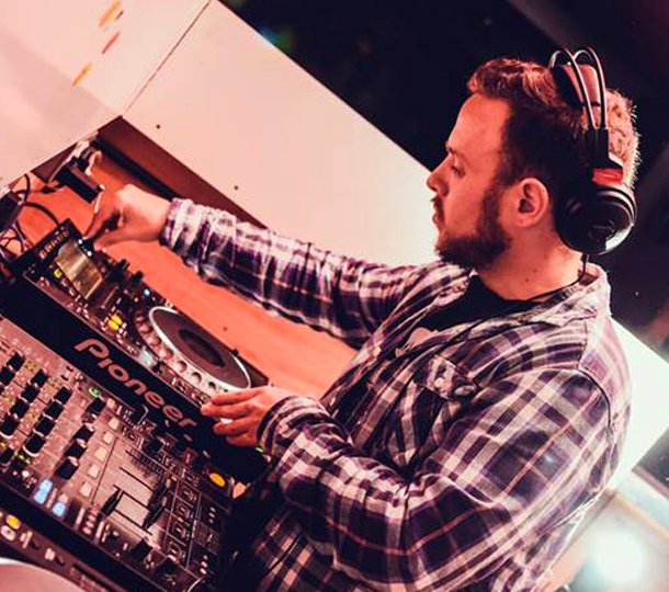 N E W   Y E A R S   E V E

2 DAYS TILL 2018!  Don't miss out on Odd's #NYE party: 2 floors of R&amp;B, Hiphop &amp; Rap gems with DJ Mr. Citrus &amp; FREE ENTRY all night long!

EVENT INFO >> bit.ly/2zkbtDv

<a href="/MCRWhatsOnGuide/">UNIsorted What's On</a> <a href="/MCRWhatsOn/">What's On MCR</a> #NQ #MCR #newyear