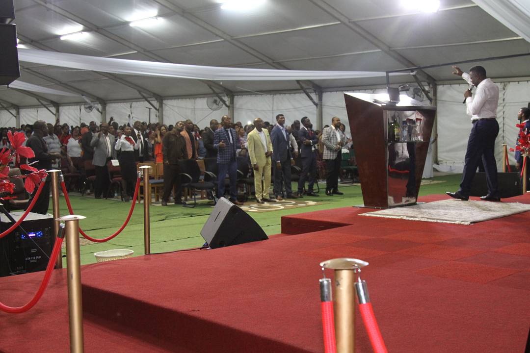 ApostleAMaji's tweet photo. #PropheticPraiseInto2018 @benjamindube #FLMint #AAMaji https://t.co/qxqW214ECU