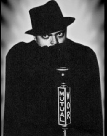 textfiles's tweet photo. For December 27th of #30DaysOfStuff I am going with this collection of 1937-1938 episodes of The Shadow, starring Orson Welles. (Welles is about 23 in these performances.) He became much better known for film work, but radio is where Welles shone. https://t.co/TOmmfFNOir https://t.co/Ffi8lyN0Cg