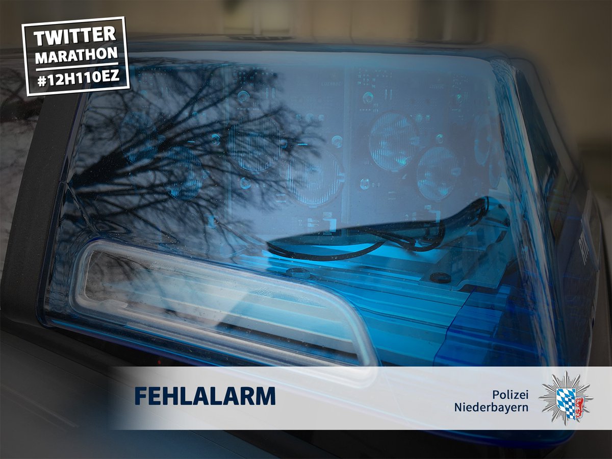 polizeiNB's tweet photo. #10H112EZ #Perkam Lkr. Straubing-Bogen – Anrufer teilt mit, dass die Bahnschranke nicht mehr öffnet. Streife vor Ort ▶️ Keine Feststellung ▶️#Fehlalarm https://t.co/9Ma55BiGxc