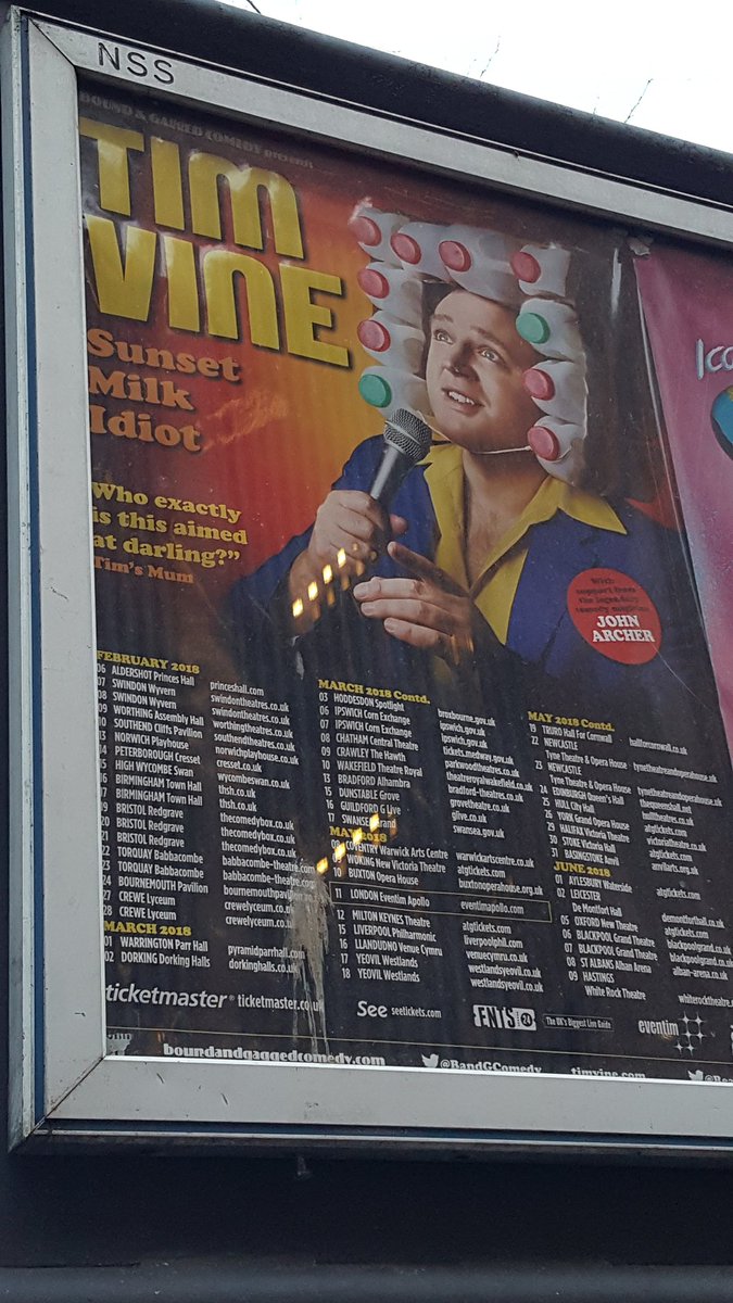 The best Xmas presents come in silly hats <a href="/TheArchini/">John Archer</a> <a href="/RealTimVine/">Tim Vine</a> See you in #Bournemouth