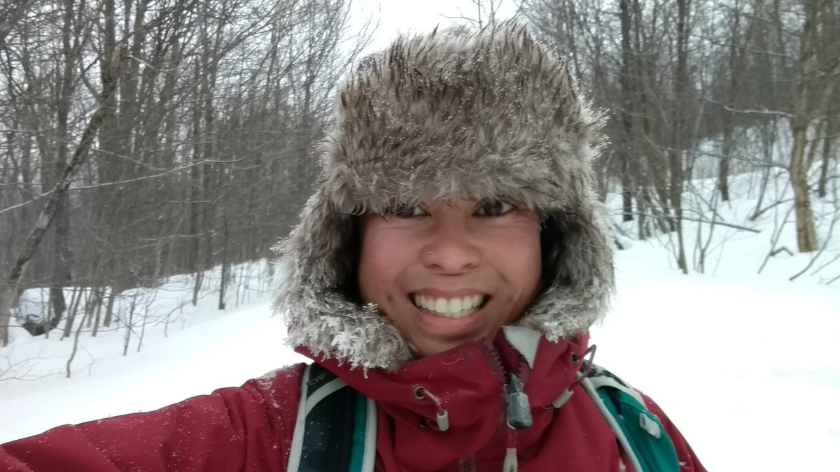 cmleider's tweet photo. Changing it up from skiing and went for a hike. #Brrr #AdventureProfessor #ILoveVermont #winter https://t.co/nMWtzzEson