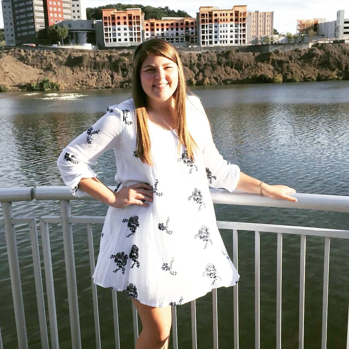 utksigmaalpha's tweet photo. #HappyBirthday to our new Treasurer, Anissa! We hope you have a fantastic day! #SigmaAlphaBirthdays https://t.co/CWpIpBDMKO