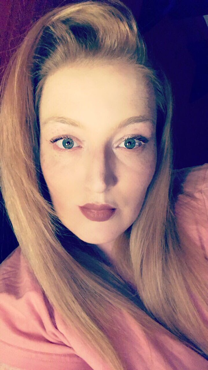 lovesammyuk's tweet photo. Make sacrifices for your goddess! It shouldn't be easy it should hurt! 😈😂 https://t.co/dpRfZ53N0M