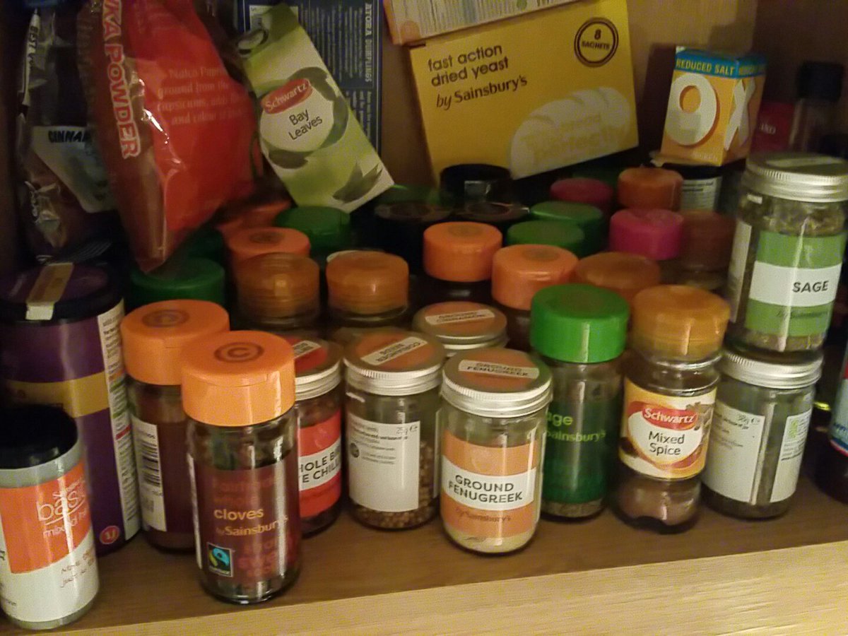 Daffodil01chase's tweet photo. Ffs I'm being tested tonight 😤 .. every spice but ground cardamon #makingcurry https://t.co/Bov1VDNbcd