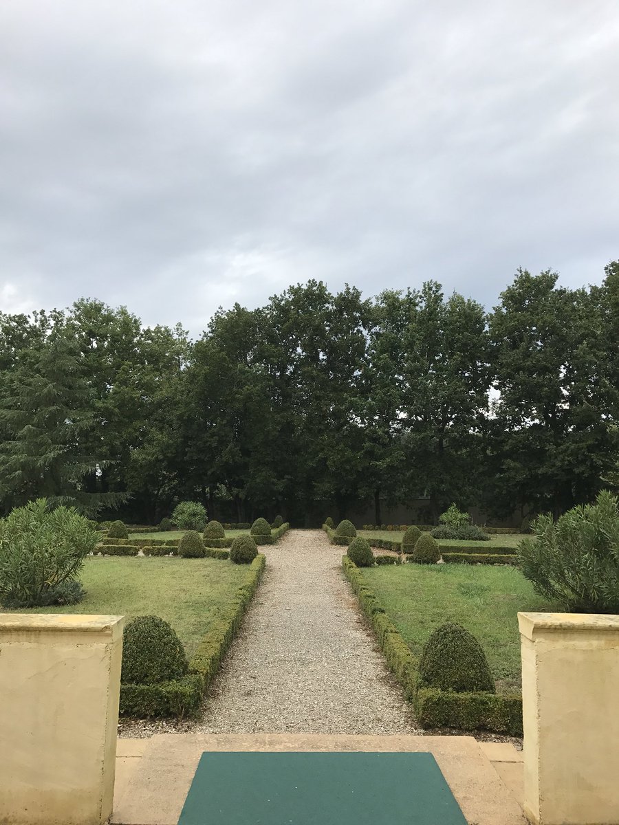 CharmeCaractere's tweet photo. Manoir Saint-Jean | 🇫🇷 https://t.co/IRvdzY5eFJ #PrivateHotels #HotelsCharme #HCC https://t.co/q13fiX3fI4