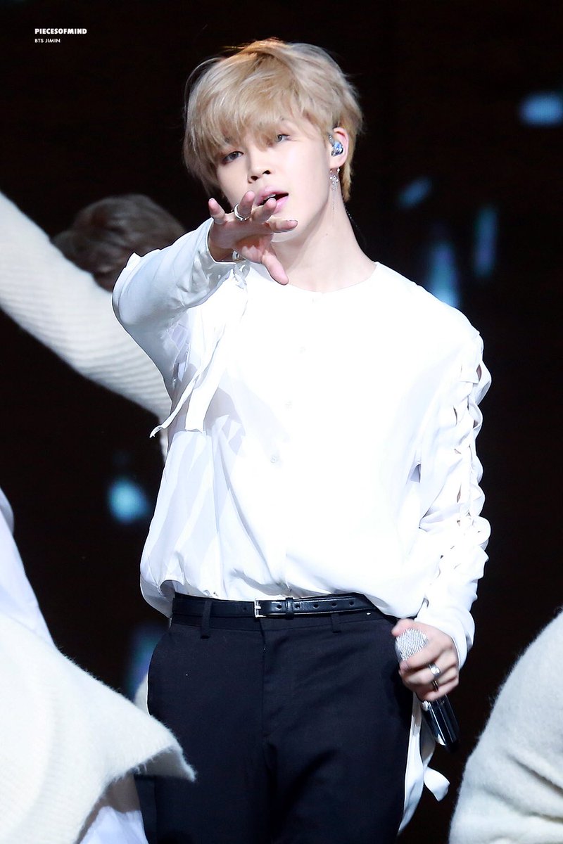piecesofmind_jm's tweet photo. #JIMIN #지민  @BTS_twt 171229 https://t.co/oStMi8ZDbp