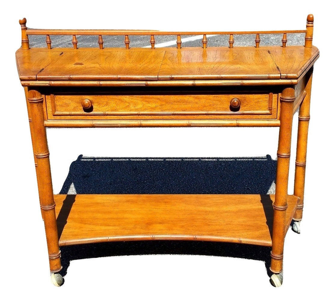 Modern_Picks's tweet photo. Excited to share the latest addition to my #etsy shop: Century Faux Bamboo Serving Cart / Bar https://t.co/6eh3IweBG5 #furniture #black #vogueteam #moderntables #centuryfurniture #hollywoodregency #fauxbamboobar #fauxbambootable #fauxbamboocart #vogueteam https://t.co/UWx8bgel2x
