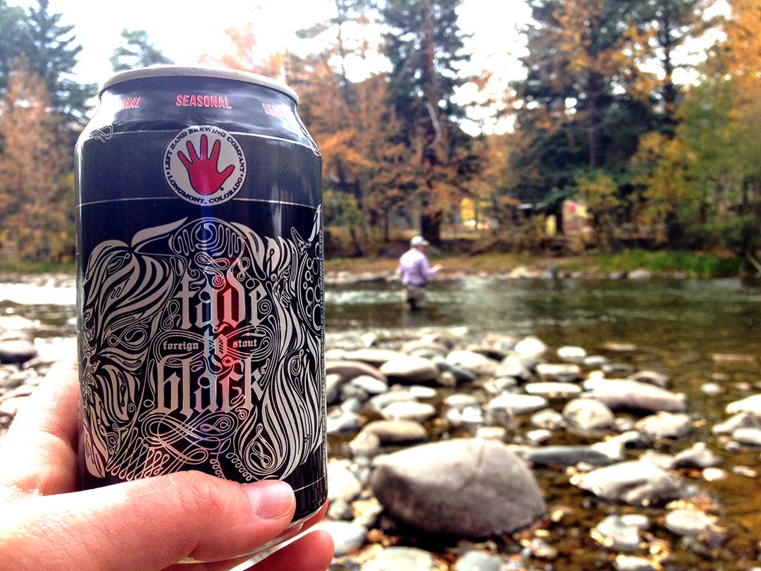 LeftHandBrewing's tweet photo. Fade to Black reminds us there is a lot to savor this time of year. Outdoor adventures, rich black stouts, and bringing it all together. #AwardWinning #ExportStout #LeftHandCans #FlyFishing #Colorado #Winter https://t.co/P69otW8OTK