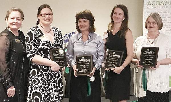 capitalpress's tweet photo. Oregon Women for Agriculture brought home several prestigious awards from this year’s American Agri-Women convention in Minneapolis. https://t.co/KUsBdTOwIs https://t.co/4OxXwqqWJH