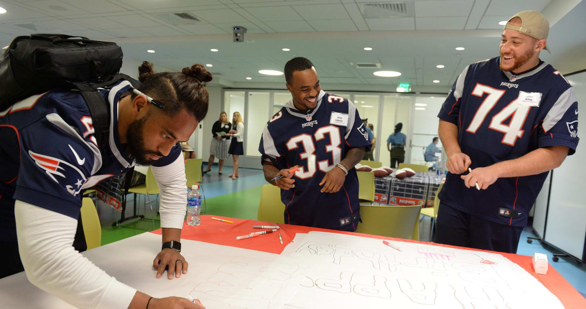 Harvey Langi joins Patriots for first time since car accident sptz.us/2Dyhj3v