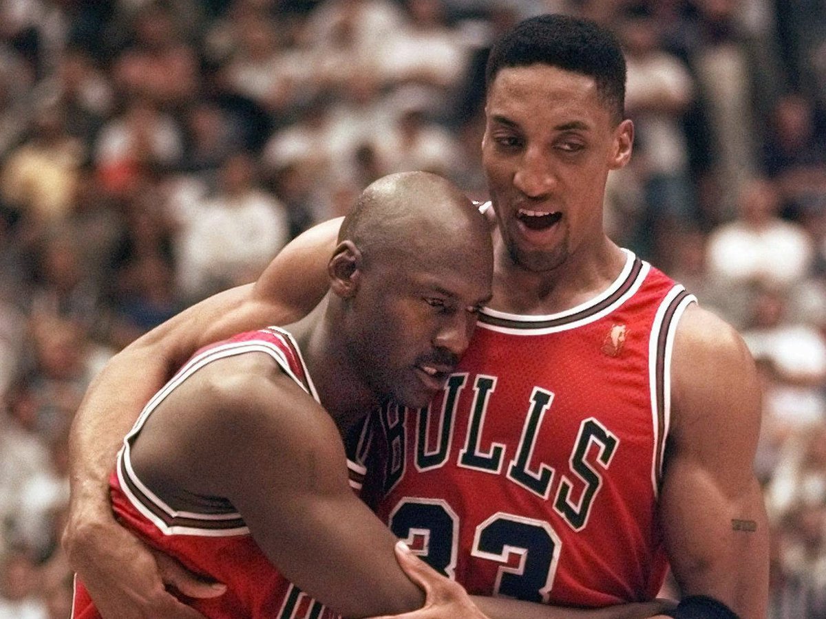 BQuillmanQcast's tweet photo. My guy @DBaker97 playing with the flu...just had a rebound bucket. https://t.co/oRRRxzODQ8
