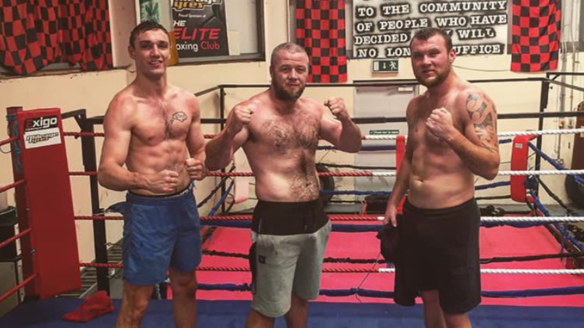 AssassinBoxing's tweet photo. AUGUST 2017

@PMcDonaghBoxer spars top amateur Tony Browne https://t.co/A8HBDmZc4Z