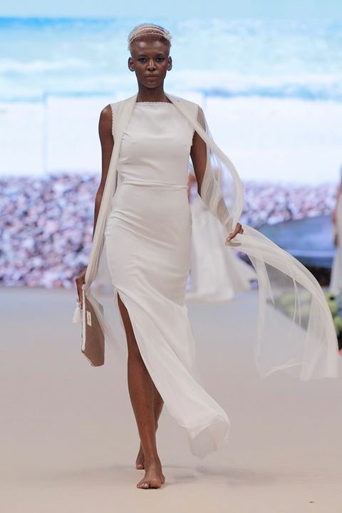 Pasarelaadlib's tweet photo. Tic, Toc, Tic, Toc... Fin de año está a la vuelta de la esquina y... ¿todavía sigues buscando inspiración para tu look de Nochevieja? Nosotros te ayudamos.
#MarisaCela #LuisaTur @Linneaibiza @Kdekosekose #Adlib #Adlib17 #Ibiza #Ibiza17 #Nochevieja2017 https://t.co/hqmT713xqk