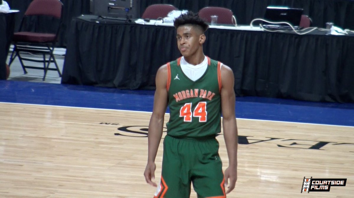 CourtsideFilms's tweet photo. NEW: Top 25 Ranked Sophomore Adam Miller Highlights From The Tark Classic! (VIDEO) https://t.co/6ruXIUTjvt https://t.co/xpTUAReaOL