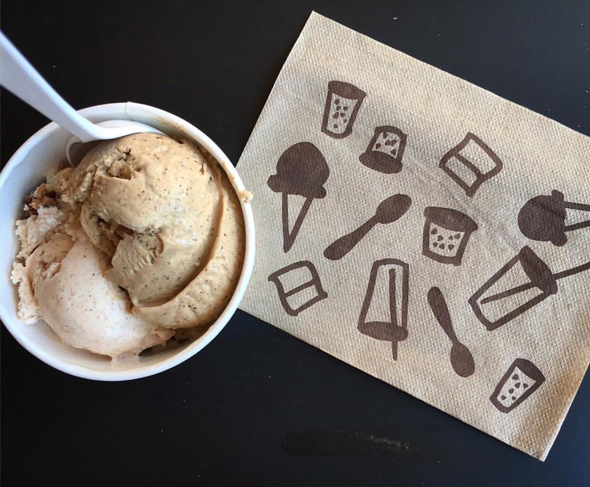 mollymoon's tweet photo. Getting ready for another great long weekend with some Stumptown Coffee and Vanilla 🍦☕️🍨
⠀⠀⠀⠀⠀⠀⠀⠀⠀
#treatyourself #stumptowncoffee #mollymoons
⠀⠀⠀⠀⠀⠀⠀⠀⠀
Picture by @kellishiroma https://t.co/wYgyRd3d2I