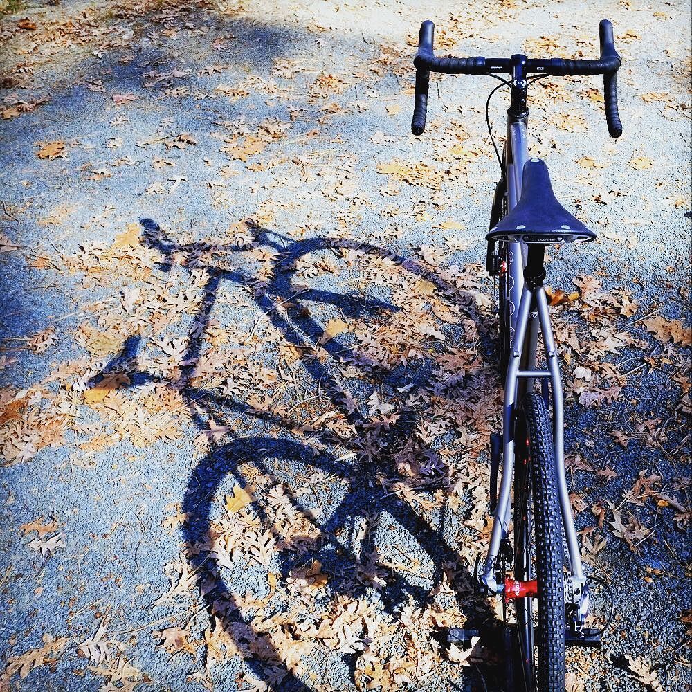 kishbike's tweet photo. The last bike of 2017, the year of the #gravelgrinder, heads out of the shop #titanium #custombike #carrboromade https://t.co/V44Jy4muej