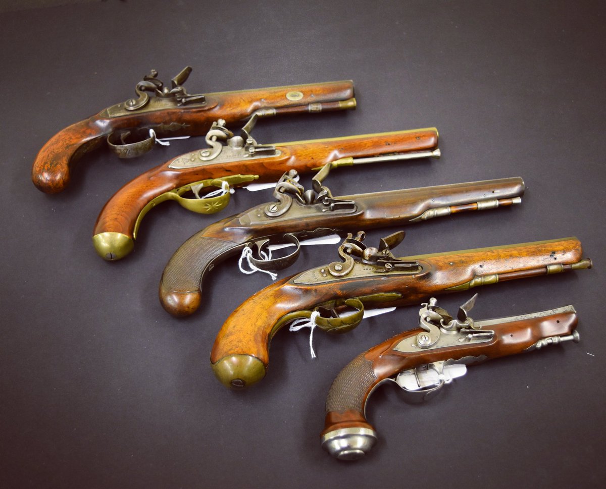 codyfirearms's tweet photo. For the fifth day of Christmas, five flintlock pistols! https://t.co/fPLCydXs0o
