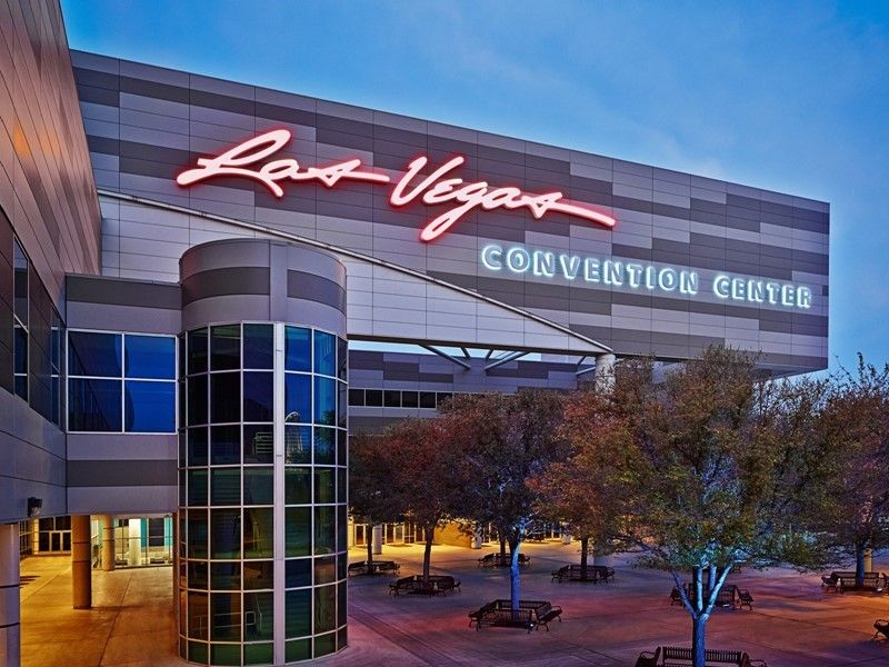 DBDVegas's tweet photo. #LasVegas has been named the World’s Leading Meetings &amp; Conference Destination for 2017, marking the fifth consecutive year the destination has been recognized in this category by the @WTravelAwards! #VegasMeansBusiness

https://t.co/E3IfNyAkmy https://t.co/vtmNPzceui