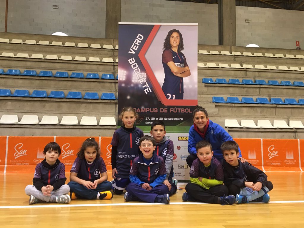 VeroBoquete's tweet photo. Se terminó el VII Campus @escola_VBoquete y ya tenemos ganas de más!! Os esperamos en el próximo, lo iremos preparando con la misma ilusión de siempre 😊⚽️ 3/3 https://t.co/AV6c2XvI4v