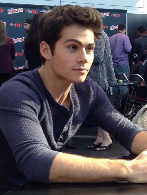 legendyIan's tweet photo. ok but imagine looking this fucking good without even trying https://t.co/3KuWVcJFOD
