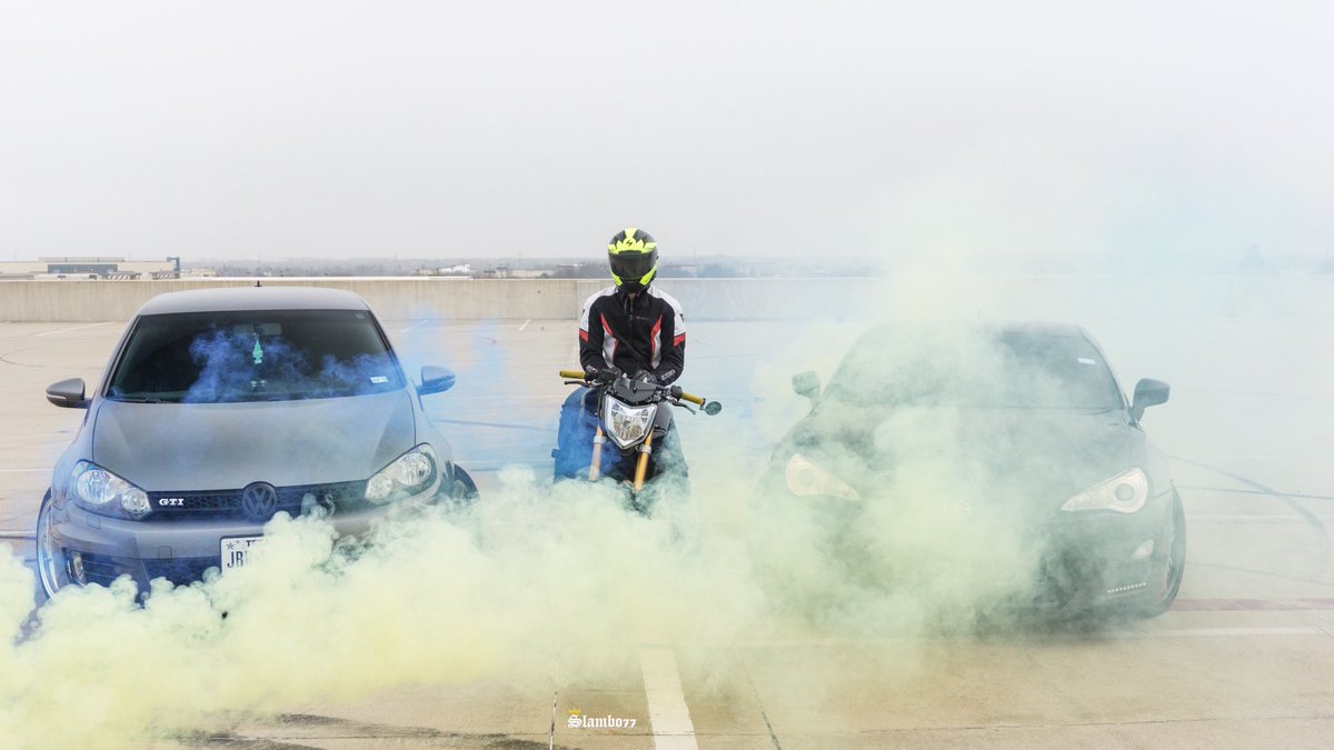 AllenCarClub's tweet image. When your best friend is a professional photographer