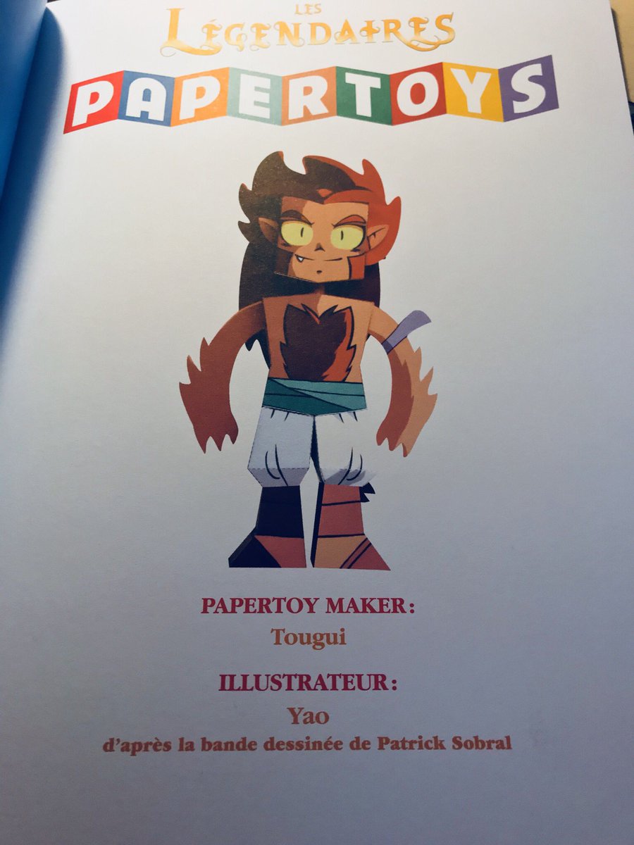 ShinobiYao's tweet photo. Mon premier bouquin en tant qu'illustrateur pour @DelcourtBD avec en binôme mister @Tougui1 pour la conception des #papertoys #legendaires #patricksobral 😭😭 (une petite larme quand même) Next step: faire le mien, avec mon univers ! 😗 https://t.co/WTW9nMWHo8