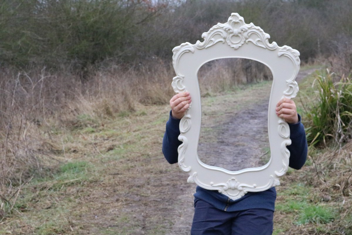 poIarold's tweet photo. old mirror photos https://t.co/ORRLEhFLiq