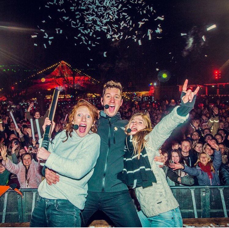 femkexloos's tweet photo. Mooiste momenten van 2017!❤ #mfl2017 #SportKampioenenhuldiging #VlaamsKampioen #EersteWedstrijdAniveauMetEersteDubbelbol https://t.co/MSU3knwwnh