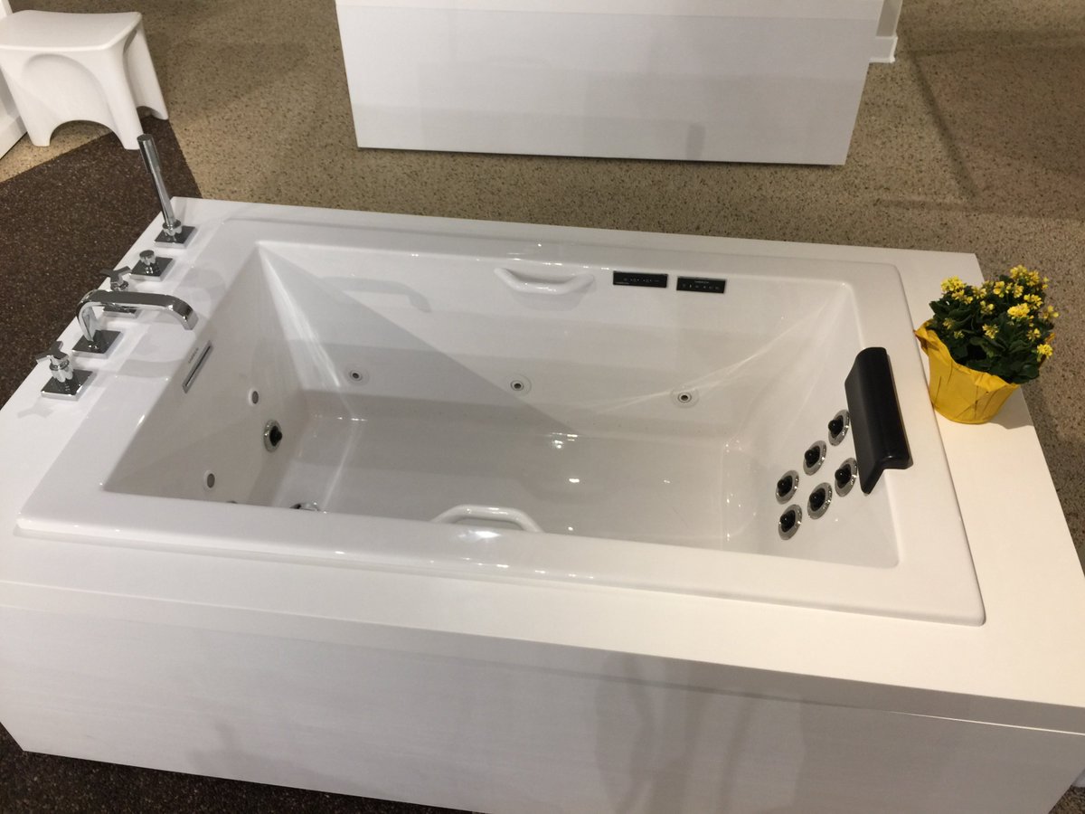 AmerichCorp's tweet photo. Step into exquisite luxury at @Studio41Chicago in Lincolnwood! They are currently displaying our Wright drop-in bathtub with the built-in whirlpool and vibro Sonic Massage system!
For additional info., please visit: https://t.co/OjvghqCBKy
#bathtubs #whirlpool #jetted #luxury https://t.co/8ml84e71om