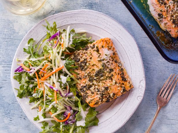 MEGAWayShakes's tweet photo. Herb Grilled Wild Salmon with Broccoli-Carrot Slaw recipe:
https://t.co/D3410A0EYw
#megaway #healthybody #healthymind #healthyliving #healthyfood #foodie #healthyhomecooking #salmon #freshrecipes #eatfresh #eatwelllivewell #foodlover #friday #fridaymood #eatclean #eattherainbow https://t.co/TTaQPQstkR