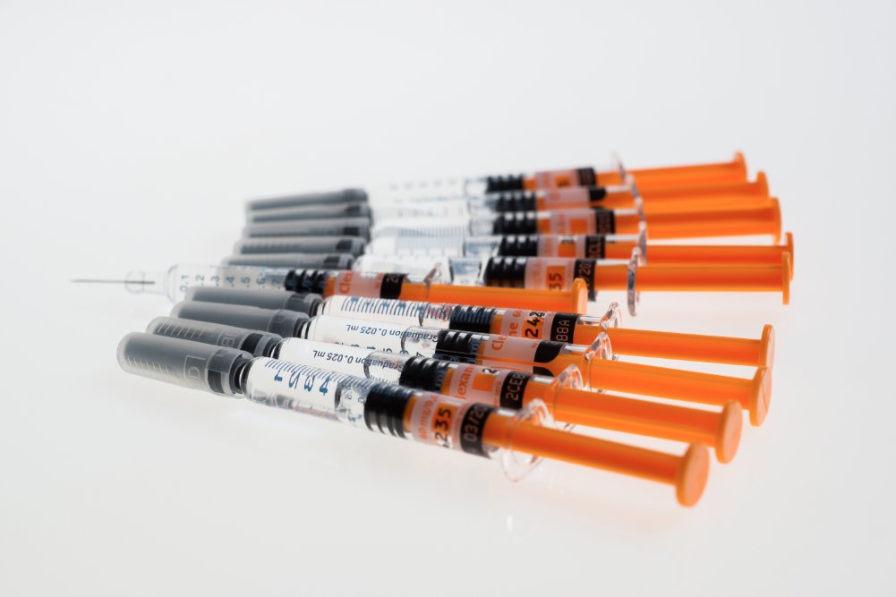 AestheticsCME's tweet photo. Have you heard? @SkinIncMagazine reveals that the FDA is taking a hard look at injectable silicone. https://t.co/rnGxYeGmEj https://t.co/1HnMwztFu3