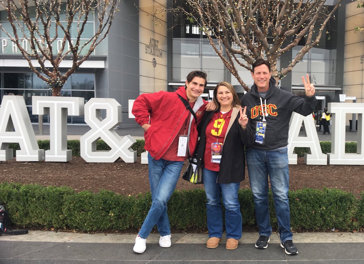 #CottonBowl #BeatTheBuckeyes #GoTrojans